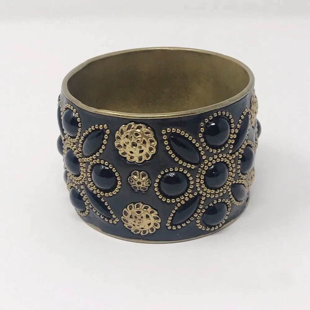Y2K Artisan Fair Trade Women's‎ Large Metal Floral Bracelet Cuff